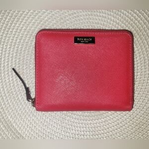 Kate Spade small zip-around wallet in bright red EUC